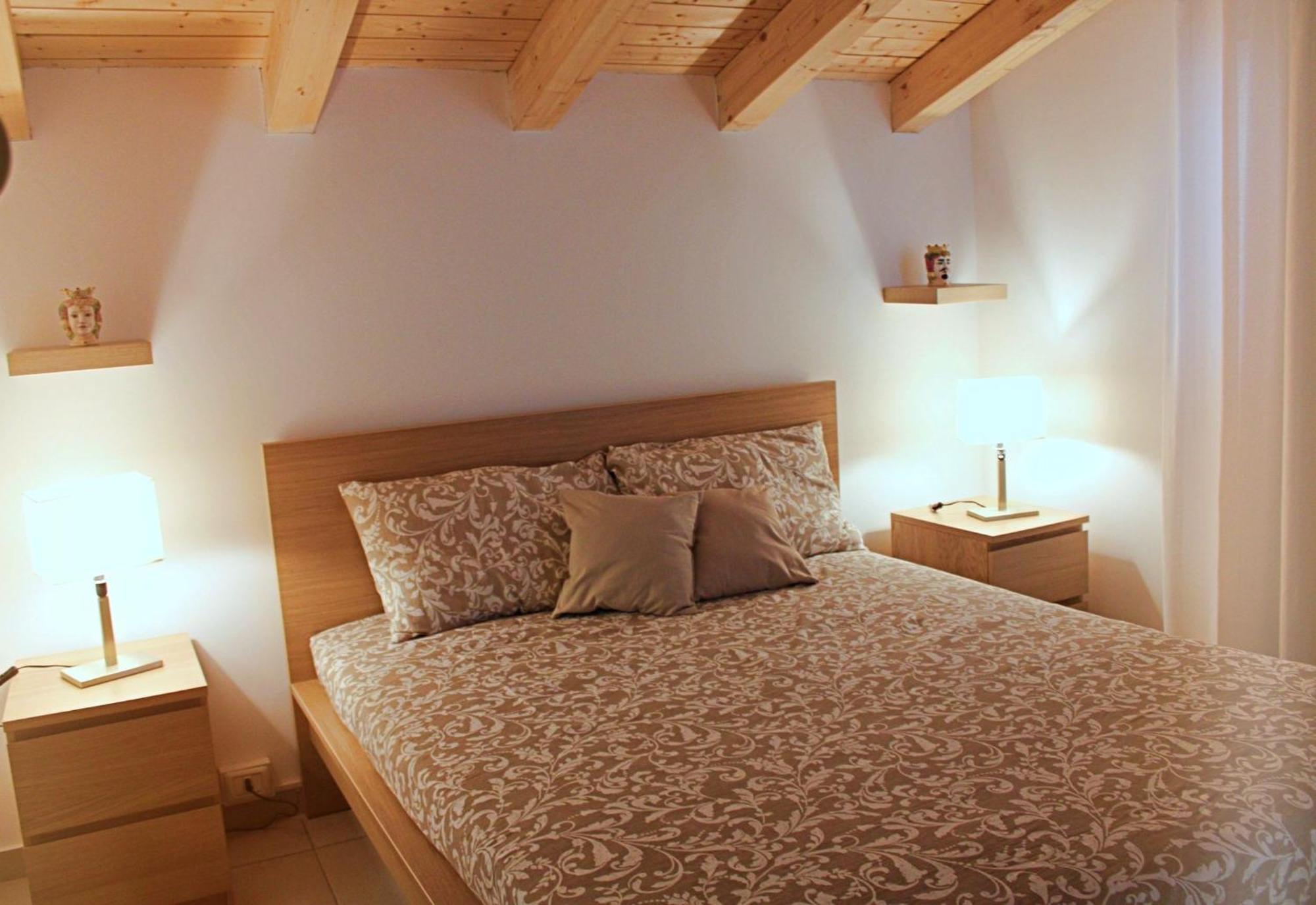 La Claudette Apartment Катания Екстериор снимка