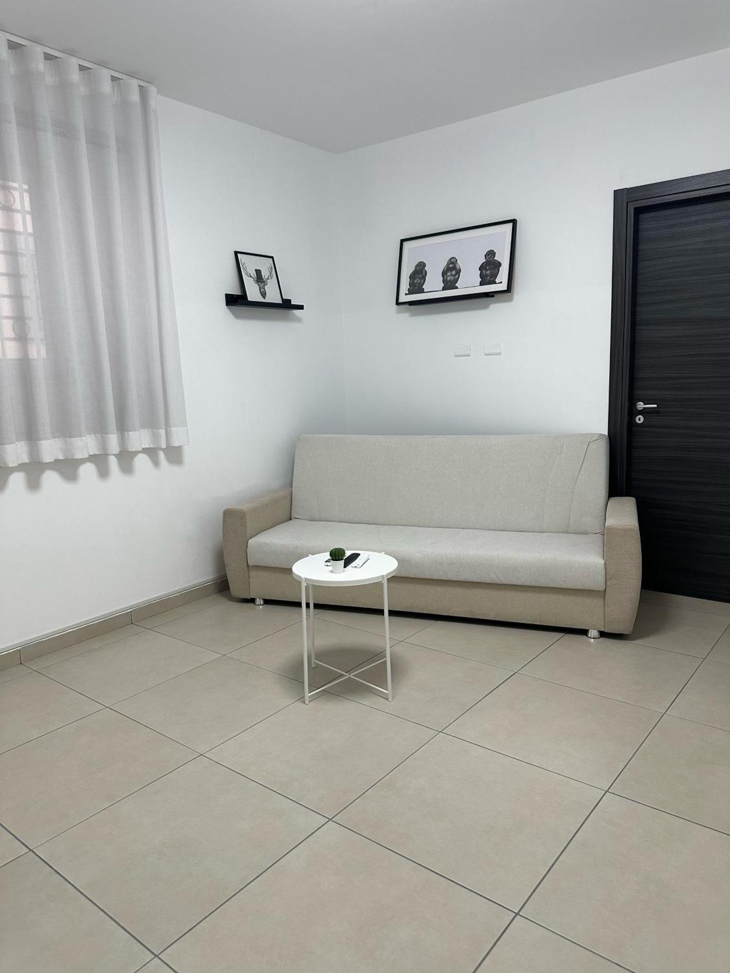 La Claudette Apartment Катания Екстериор снимка